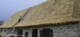 **Un nouveau toit de chaume tout en tradition pour la Jasserie du Coq Noir